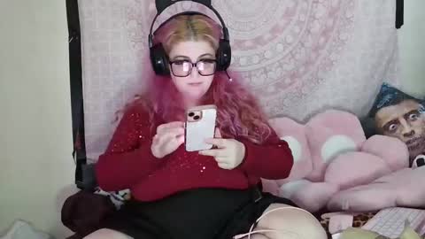 Veronica Lehane online show from 12-16-24, 09:20