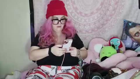 Veronica Lehane online show from 12-22-24, 08:27