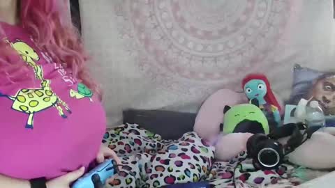 Veronica Lehane online show from 12-31-24, 01:30