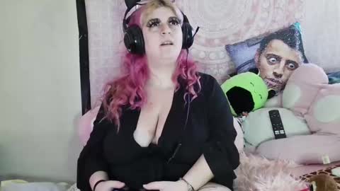 Veronica Lehane online show from 01-05-25, 06:02