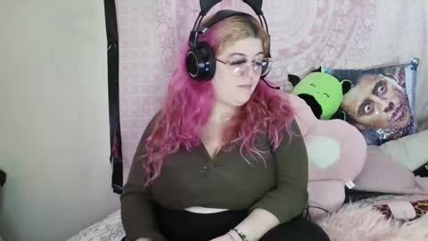 Veronica Lehane online show from 01-11-25, 08:11