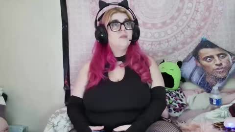 Veronica Lehane online show from 01-21-25, 07:15