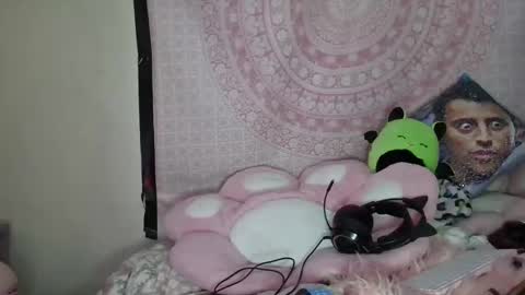 Veronica Lehane online show from 01-22-25, 07:35