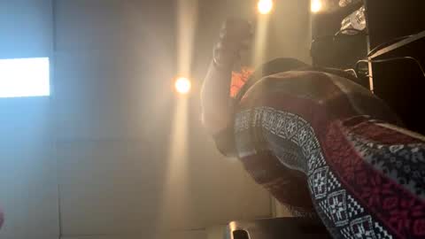 Veronica Lehane online show from 01-25-25, 07:07