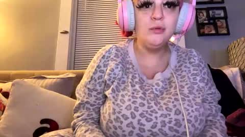 Veronica Lehane online show from 01-26-25, 07:42