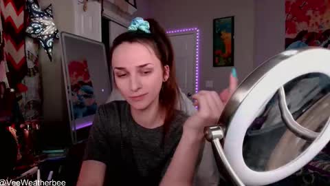 Violet Weatherbee online show from 02-17-26, 01:13