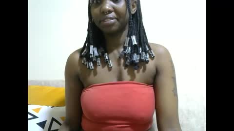 Snapshot of veey_dellah chatting on 11-08-25, 04:56 veey online show from 11-08-25, 04:56