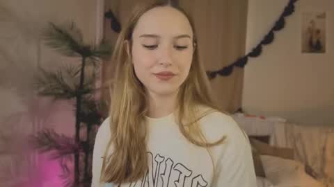 Maria online show from 10-21-25, 01:45