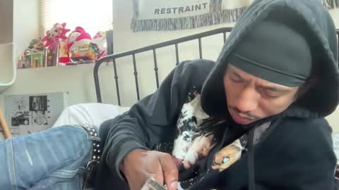 Snapshot of vegasaibot2 chatting on 10-27-25, 07:40 vegasaibot2 online show from 10-27-25, 07:40