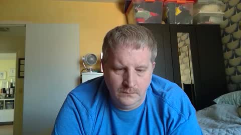 Snapshot of vegasbiman chatting on 04-29-26, 07:42 vegasbiman online show from 04-29-26, 07:42