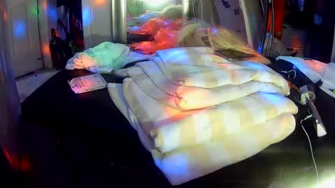 Snapshot of vegasmd chatting on 02-04-25, 05:10 vegasmd online show from 02-04-25, 05:10