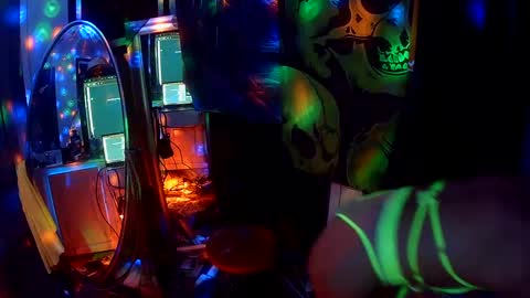 Snapshot of vegasmd chatting on 02-06-25, 10:37 vegasmd online show from 02-06-25, 10:37