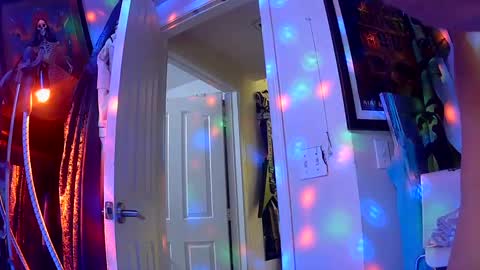 Snapshot of vegasmd chatting on 02-23-25, 11:25 vegasmd online show from 02-23-25, 11:25