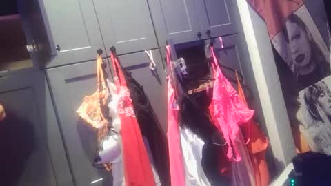 Snapshot of vegasmd chatting on 01-08-26, 09:33 vegasmd online show from 01-08-26, 09:33