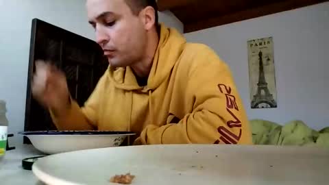 Snapshot of vegboy87 chatting on 11-16-25, 08:20 vegboy87 online show from 11-16-25, 08:20