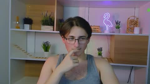 Snapshot of veldi_to chatting on 12-16-25, 12:26 veldi_to online show from 12-16-25, 12:26