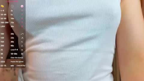 veliapascanik online show from 04-14-26, 01:33