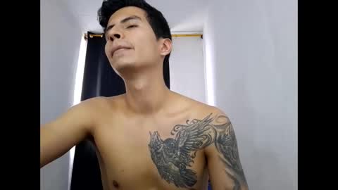 Snapshot of velk_hot1 chatting on 12-23-24, 07:30 velk_hot1 online show from 12-23-24, 07:30