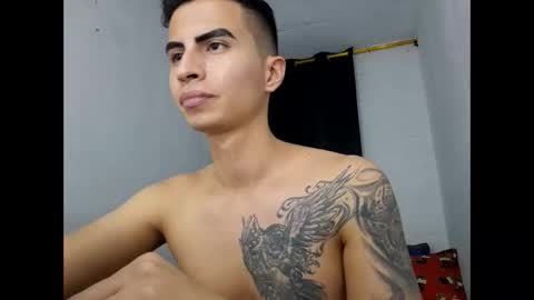 Snapshot of velk_hot1 chatting on 12-27-24, 04:04 velk_hot1 online show from 12-27-24, 04:04