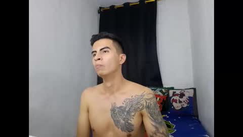 Snapshot of velk_hot1 chatting on 12-31-24, 02:51 velk_hot1 online show from 12-31-24, 02:51