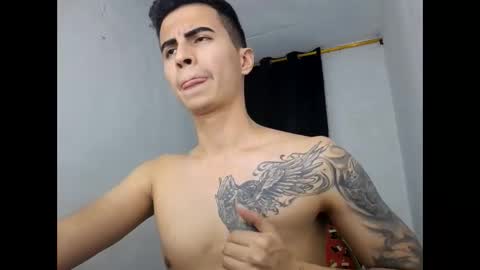 Snapshot of velk_hot1 chatting on 01-04-25, 11:06 velk_hot1 online show from 01-04-25, 11:06