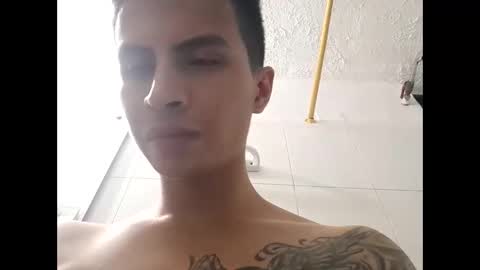 Snapshot of velk_hot1 chatting on 01-06-25, 05:52 velk_hot1 online show from 01-06-25, 05:52