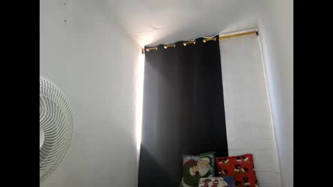 Snapshot of velk_hot1 chatting on 01-14-25, 09:41 velk_hot1 online show from 01-14-25, 09:41