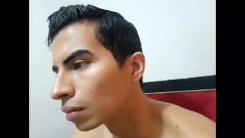 Snapshot of velk_hot1 chatting on 02-12-25, 07:24 velk_hot1 online show from 02-12-25, 07:24