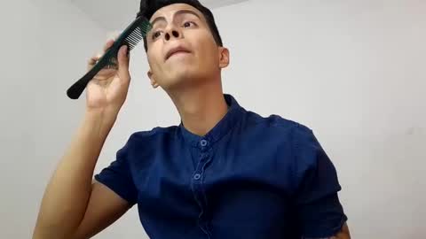 Snapshot of velk_hot1 chatting on 03-08-25, 07:20 velk_hot1 online show from 03-08-25, 07:20