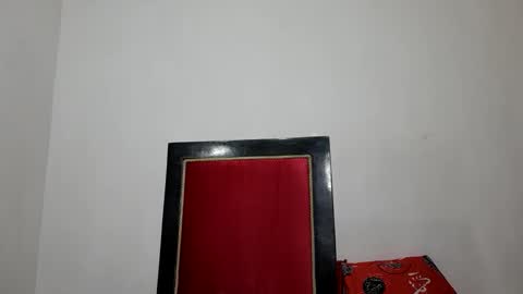 Snapshot of velk_hot1 chatting on 03-12-25, 12:42 velk_hot1 online show from 03-12-25, 12:42