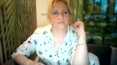 velka_raspberry online show from 06-05-26, 08:14