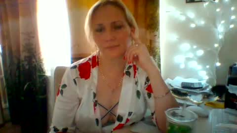 velka_raspberry online show from 06-22-26, 04:59