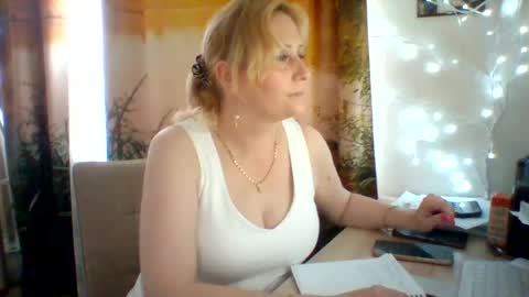 velka_raspberry online show from 06-25-26, 09:58