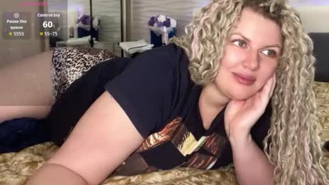 Snapshot of vellinka chatting on 09-13-25, 05:51 vellinka online show from 09-13-25, 05:51