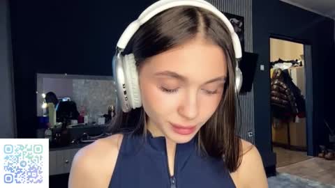 Nia online show from 03-21-26, 03:15