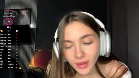 Nia online show from 04-09-26, 03:06