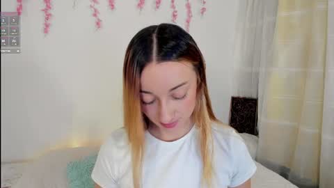 velvet_00 online show from 06-19-26, 03:22