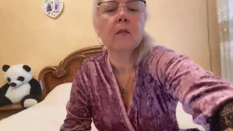 velvet_11 online show from 10-12-25, 03:11
