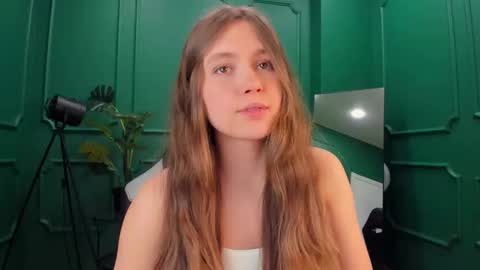 velvet_cherry online show from 02-26-25, 02:57