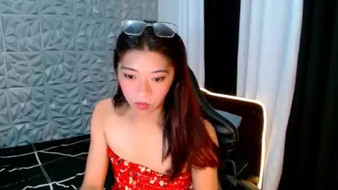 Snapshot of velvet_elise chatting on 07-14-26, 10:21 velvet_elise online show from 07-14-26, 10:21