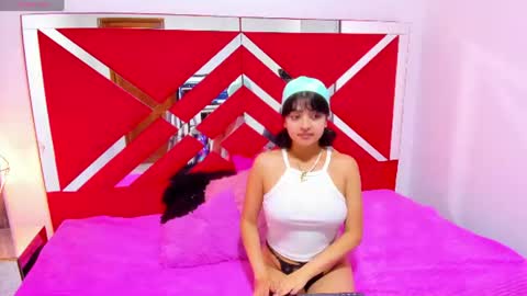 velvet_giirll online show from 07-21-26, 03:36
