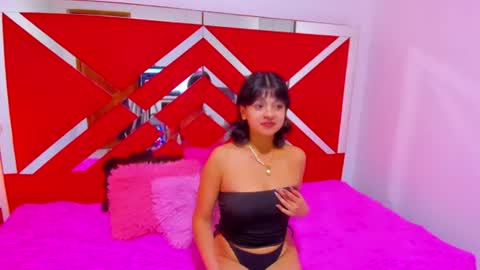velvet_giirll online show from 07-27-26, 12:56