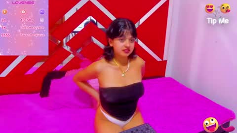 velvet_giirll online show from 07-29-26, 01:42
