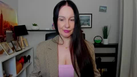 Jasmine online show from 10-27-25, 06:28