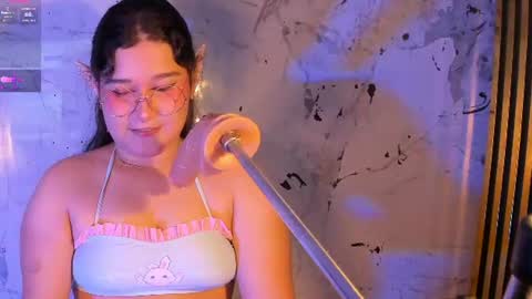 velvet_rosee_ online show from 07-12-26, 12:51