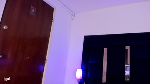 Snapshot of velvetlunaa chatting on 04-01-26, 01:23 Velvet online show from 04-01-26, 01:23