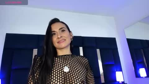 Snapshot of velvetlunaa chatting on 05-02-26, 01:38 Velvet online show from 05-02-26, 01:38