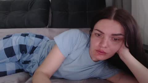 velvetmoon123 online show from 04-01-26, 06:36