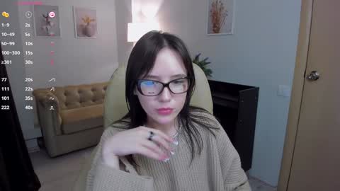 Snapshot of velvetmoore chatting on 12-01-24, 07:36 Hii Im new here online show from 12-01-24, 07:36