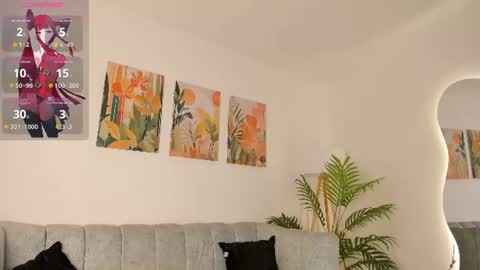     online show from 06-25-26, 11:15
